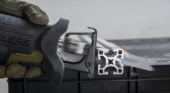 NAREX Camouflage - volnost vše spojuje: nový bateriový systém